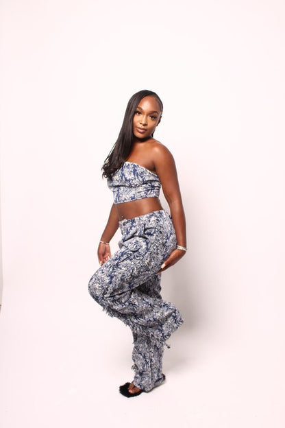 Ocean set by SOUTHWEST UNLIMITED featuring beach-themed decor and vibrant colors for a coastal-inspired home.